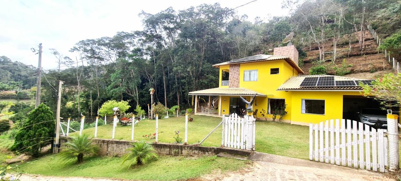 Casa Amarela, Duplex, 03 suítes, região de Pedra Azul Aracê Exterior foto